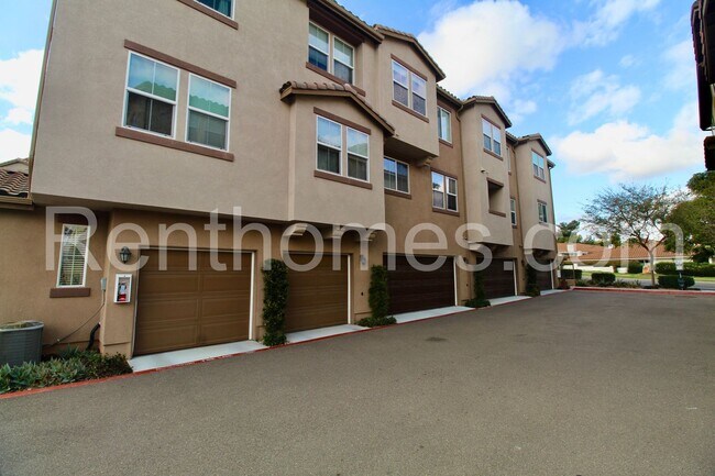 Building Photo - 1626 Waterlily Way