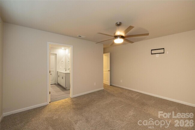 Building Photo - 309 Fairchild Wy