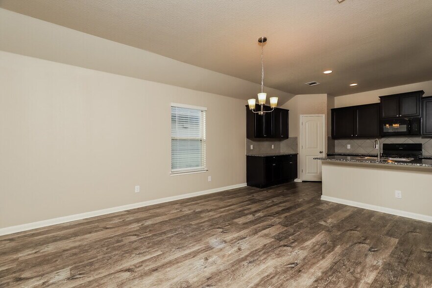 Building Photo - 2677 McCrae