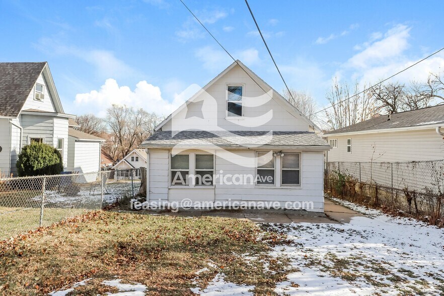 Building Photo - 1942 S 14th St