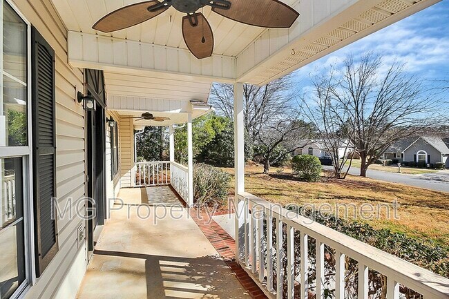 Building Photo - 141 Brookshire Dr