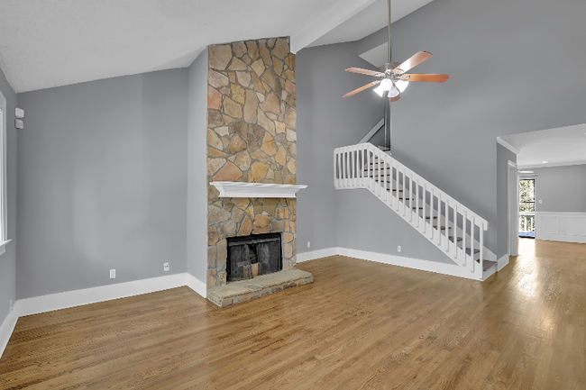 Building Photo - 3689 Ashford Dunwoody Rd NE