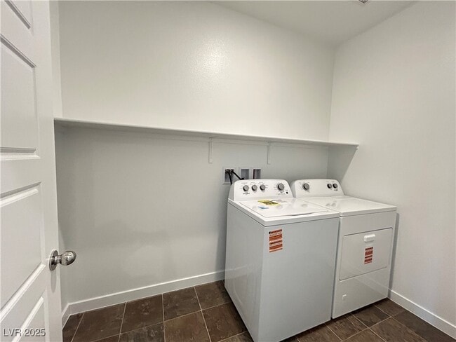 Building Photo - 4357 Azalea Hls St