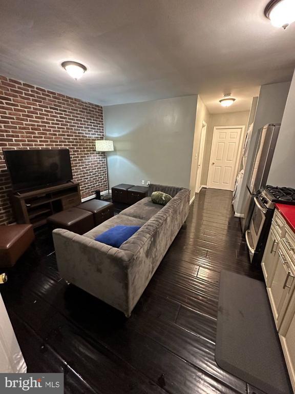 Building Photo - 1726 H St NE