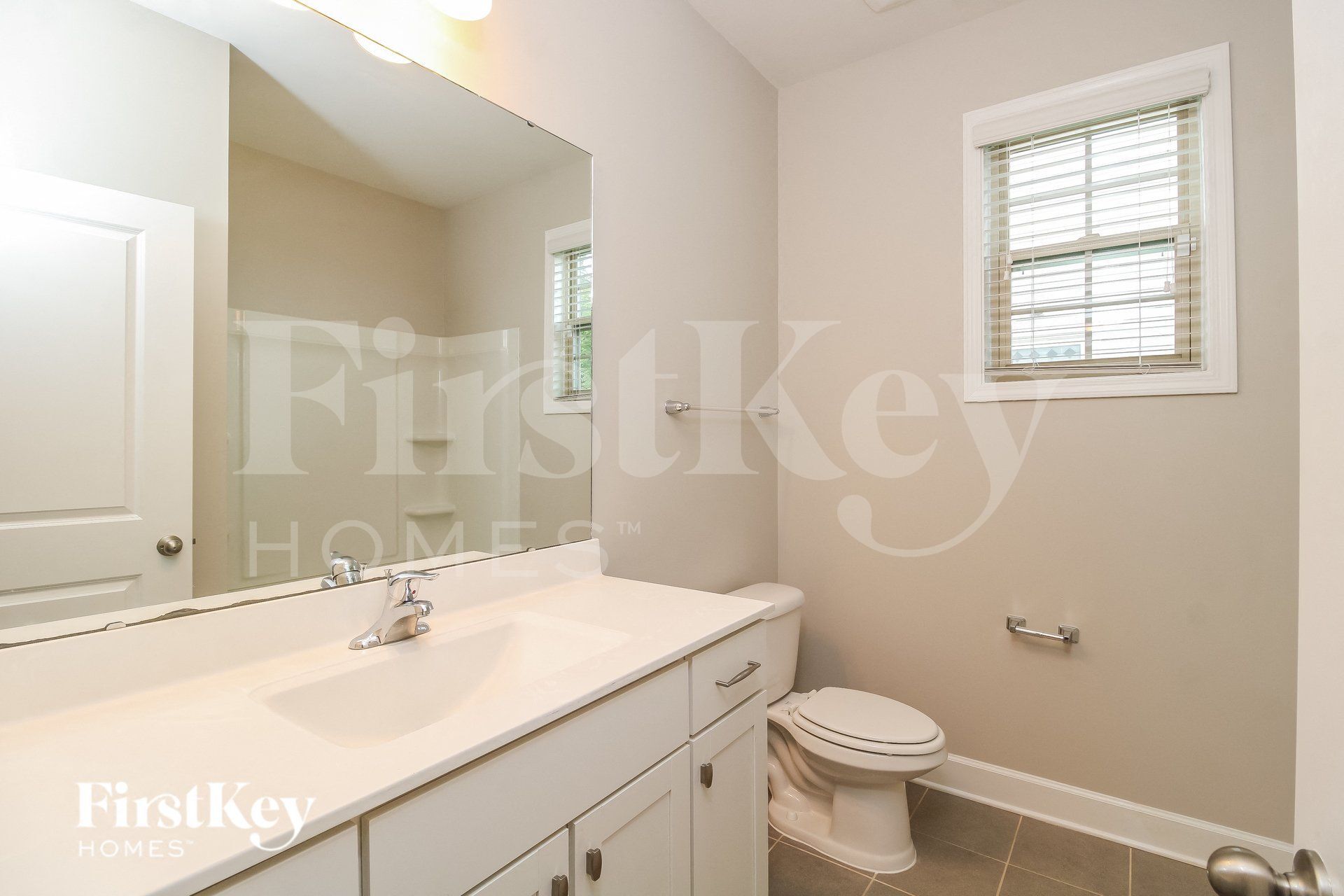 Building Photo - 1833 Ridge Creek Dr