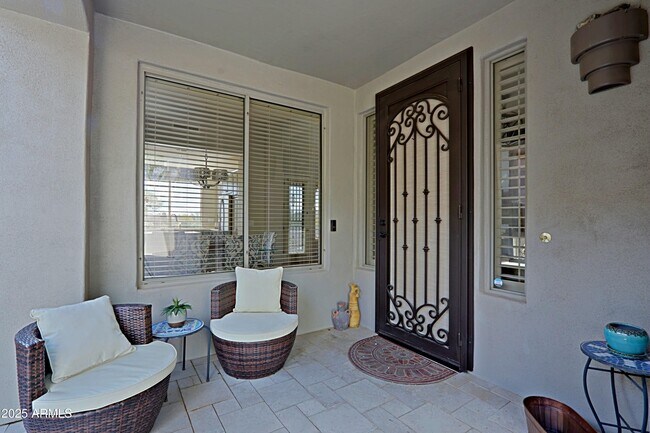 Building Photo - 6939 E Bramble Berry Ln