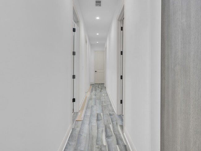 Building Photo - 2109 N Spaulding Ave