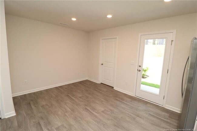 Building Photo - 8521 Beckett Chase Wy
