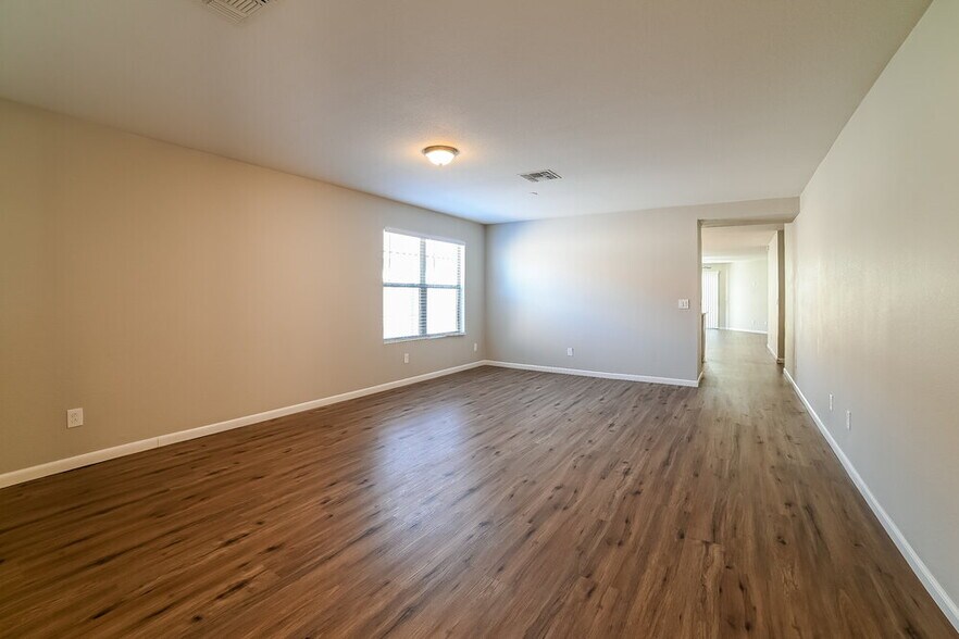 Building Photo - 3045 W Desert Vista Trail