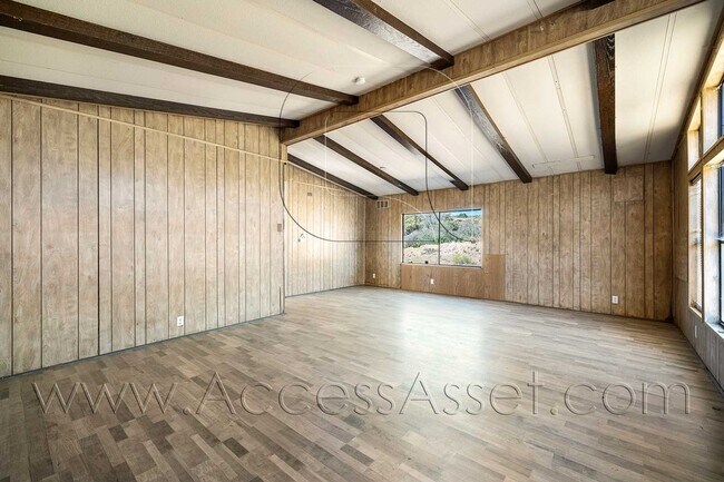 Building Photo - Lovely 2 Bed/2 Bath Manufactured Double-Wide Home In Anza!
