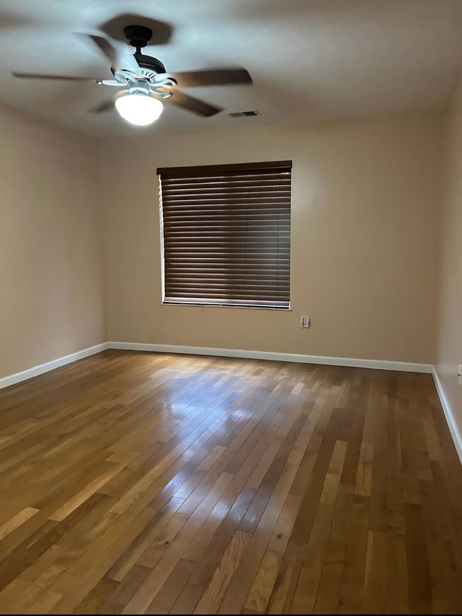 Building Photo - 233 Legends Creek Pl