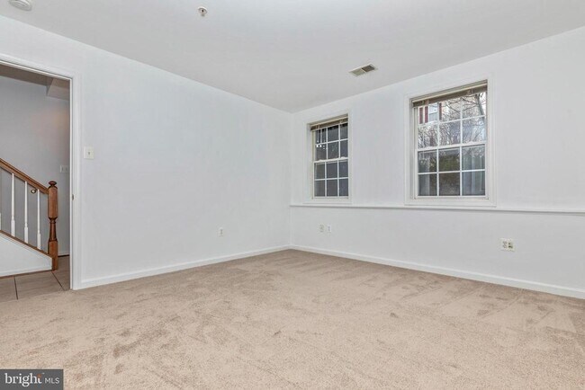 Building Photo - 3611 Sprigg St S