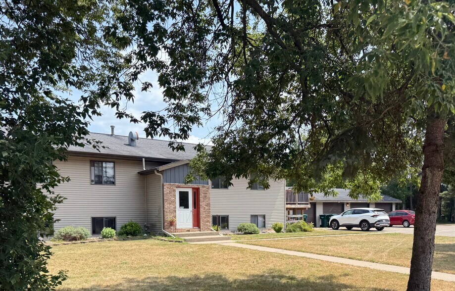 Building Photo - 270 Shannon Ct