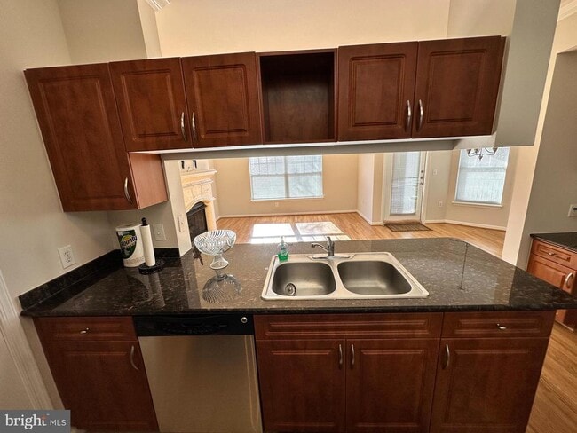 Building Photo - 12901 Centre Park Cir