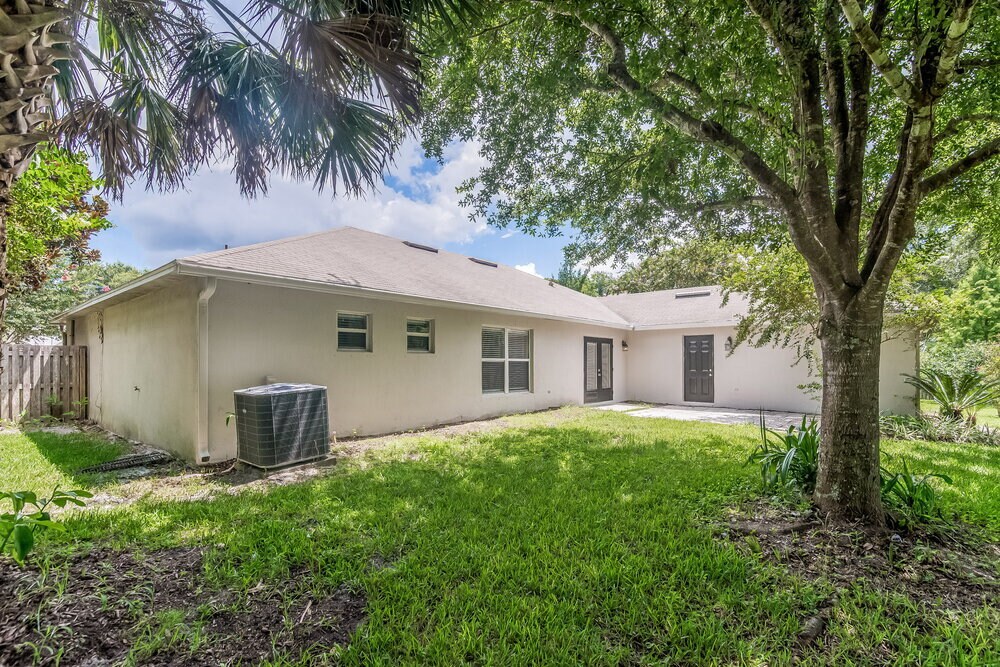 Building Photo - 12202 Glenn Hollow Dr