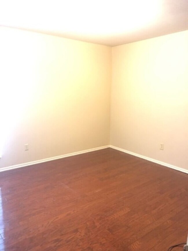 Building Photo - Spacious home for a Great Price! Edmond Schools