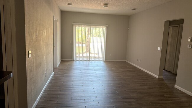 Building Photo - 3631 Kirkpatrick Cir