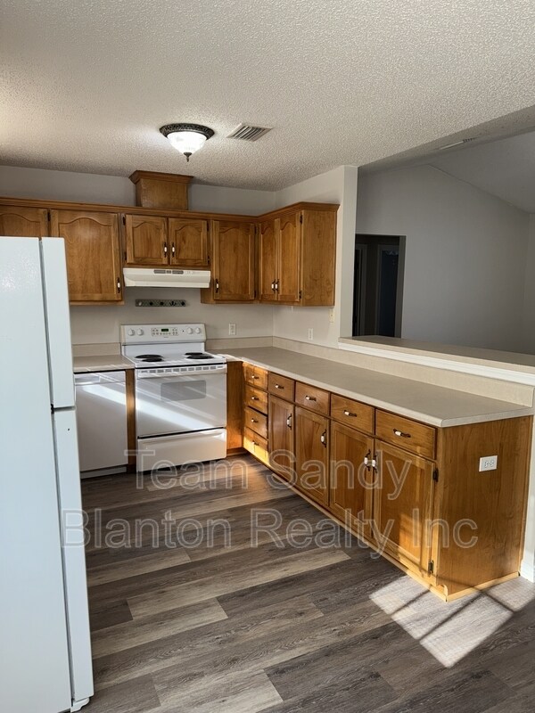 Building Photo - 7728 Bogey Ln