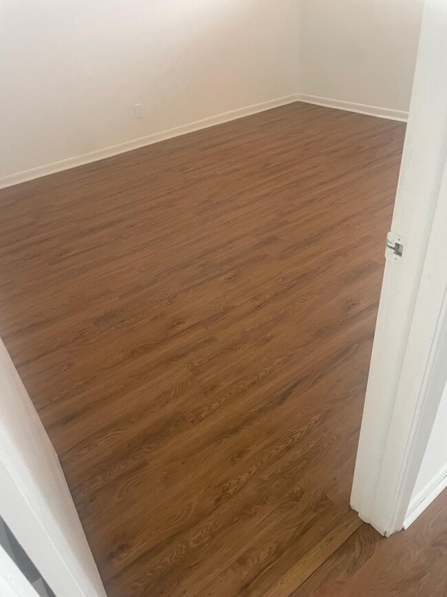 Building Photo - 2571 Aragon Blvd