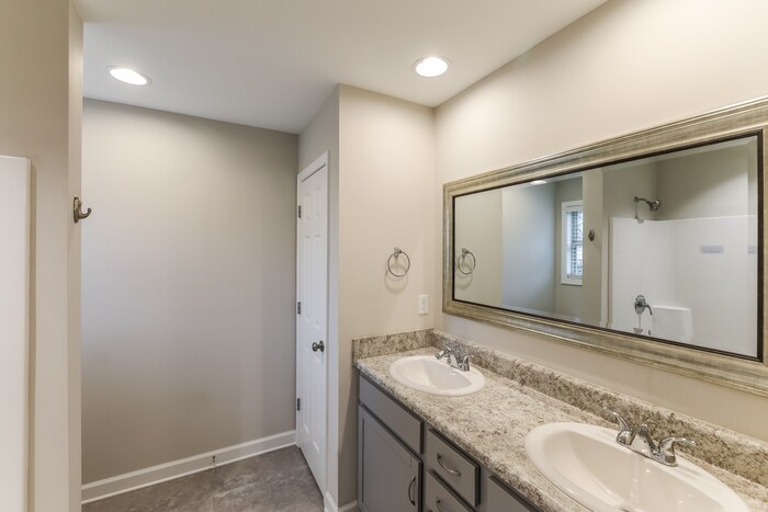 Building Photo - 111 Wexford Way