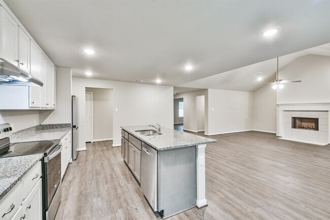 Building Photo - 133 S Timber Top Dr