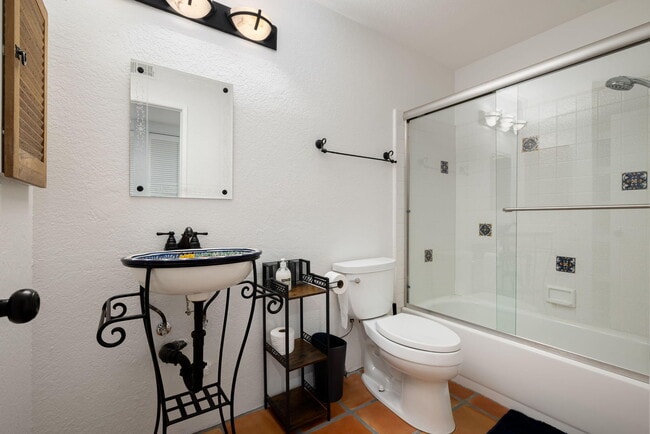 Building Photo - 280 Tolosa Cir