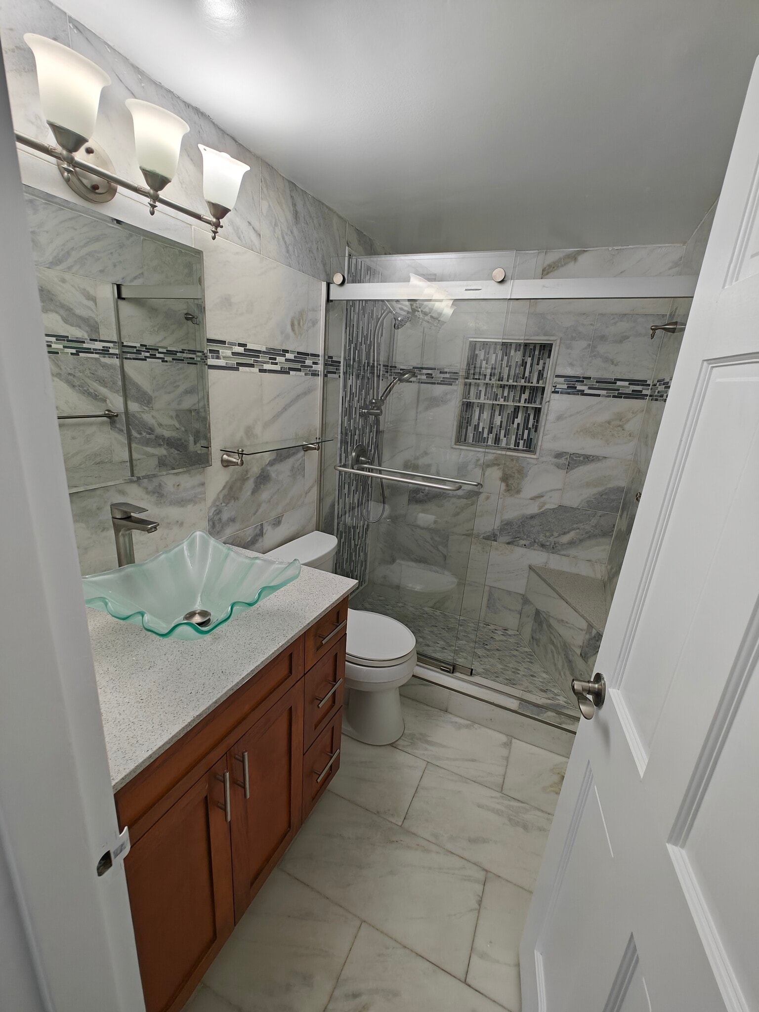 Building Photo - 825 Brickell Bay Dr