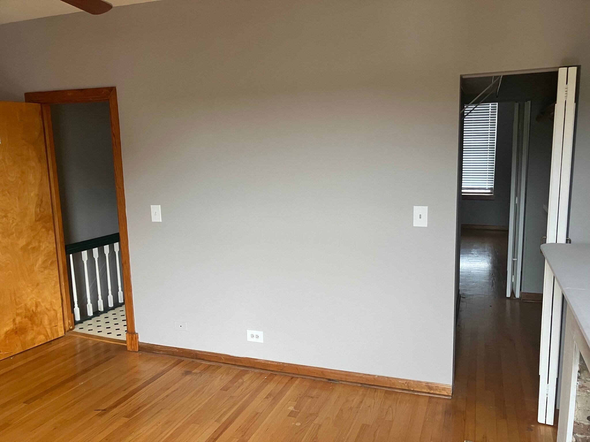 Building Photo - 2438 W Flournoy St