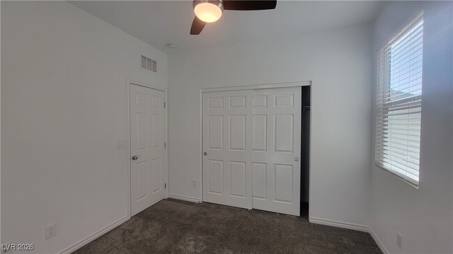 Building Photo - 1121 Cliff Castle Ave