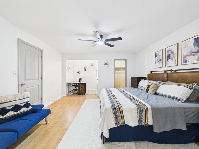 Building Photo - 7836 Bateman Ln