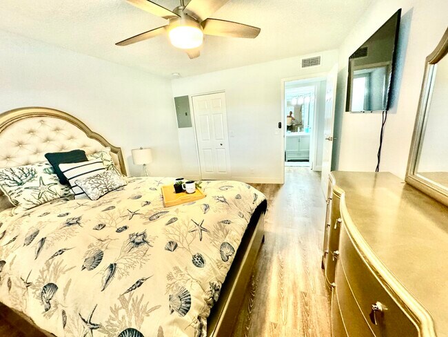 Building Photo - 177 Brittany Terrace