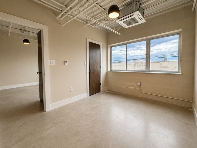 Building Photo - The Garden Lofts