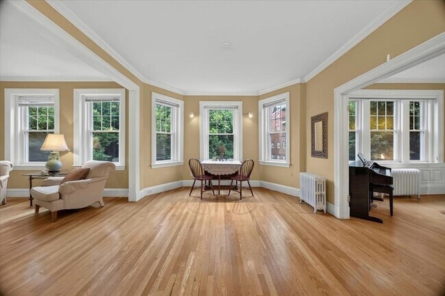 Building Photo - 138 Sewall Ave