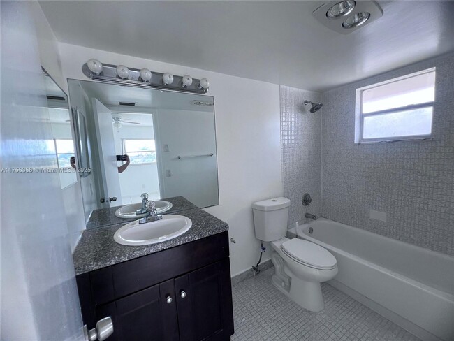 Building Photo - 2430 SW 81st Ave