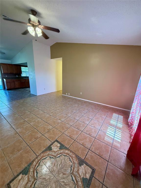 Building Photo - 74 W Cedarwood Cir
