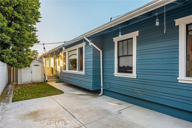 Building Photo - 412 S Orange St