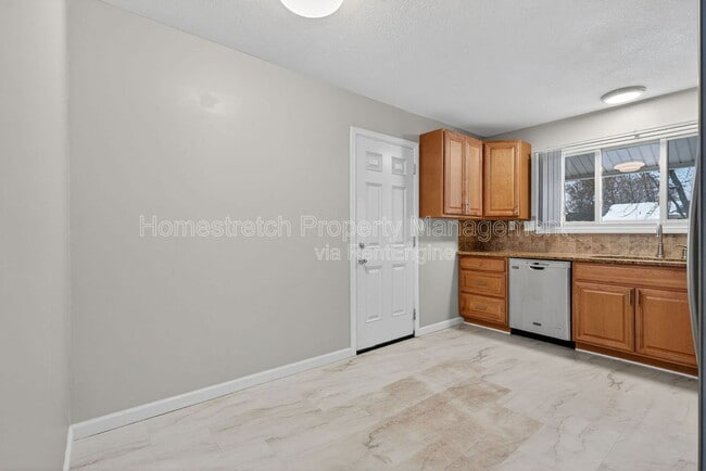 Building Photo - 414 Wild Winds Dr