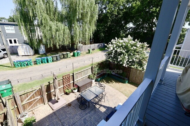 Building Photo - 612 N 30th St