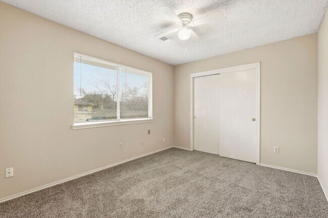 Building Photo - 16623 Red Gully Dr