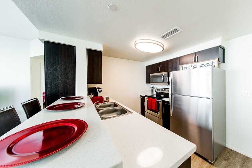 Building Photo - Prisma Student Housing