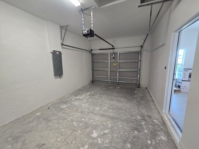 Building Photo - BRAND NEW 2/2/1 -SW LEHIGH ACRES