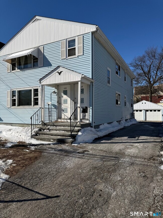 Building Photo - 123 Summerfield Ave