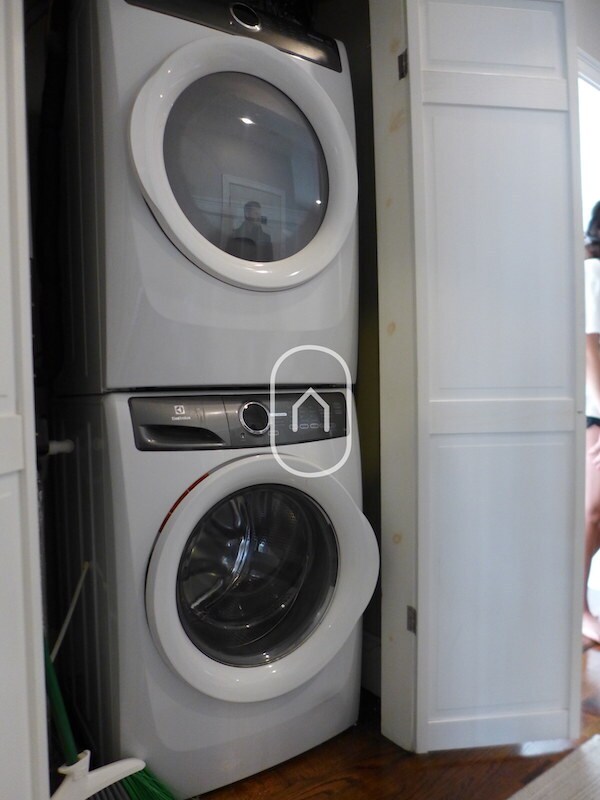 Building Photo - 129 Saint Alphonsus St