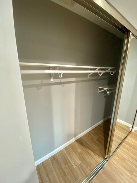 Building Photo - 13964 Mar Vista St