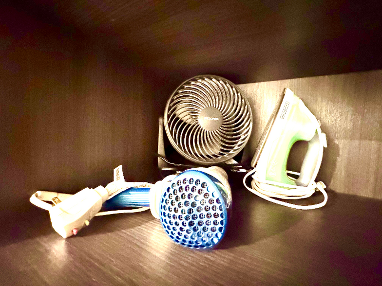 Building Photo - 5333 Longridge Ave