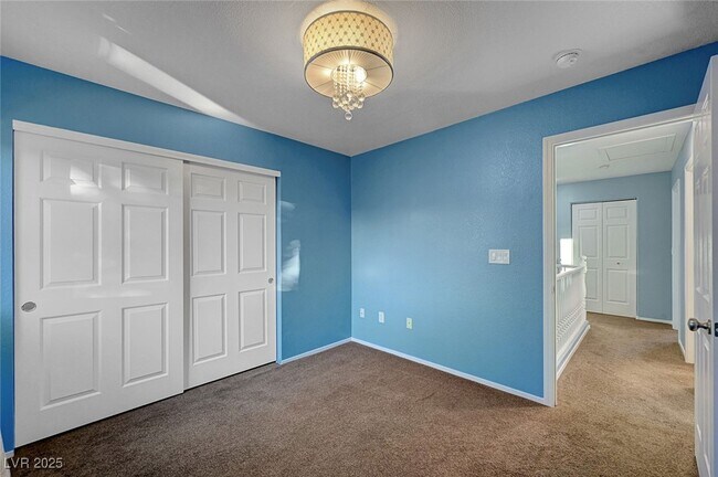 Building Photo - 5470 Logville St