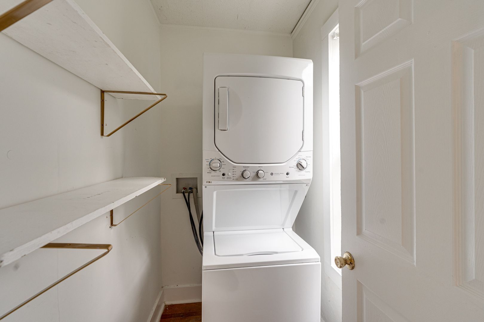 Building Photo - 203 N Seminole Dr