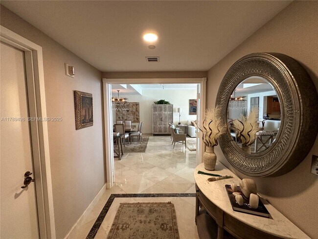 Building Photo - 2110 N Ocean Blvd