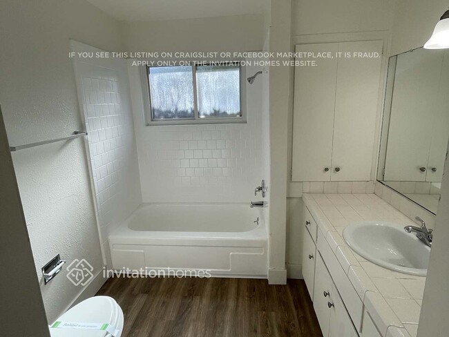 Building Photo - 4915 Douvan Ct