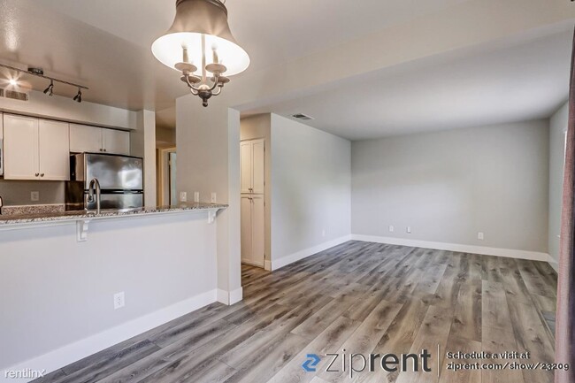 Building Photo - 2 br, 2 bath Condo - 521 Mission Boulevard...